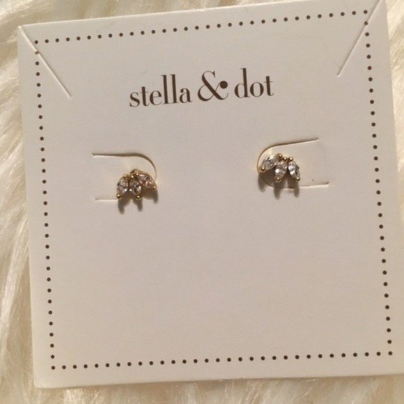 Stella & Dot Delicate Marquise Studs - Picture 2 of 2